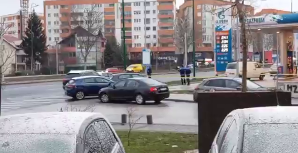 Ватрени обрачун са полицијом у Сарајеву (ВИДЕО)