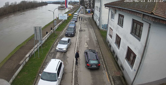 Гужва на више граничних прелаза на излазу из БиХ