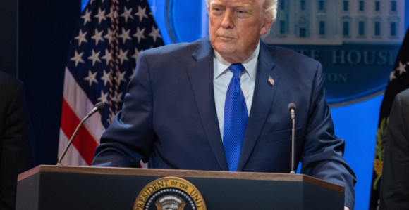 Tramp najavio: Uvodim globalne carine od 15 posto