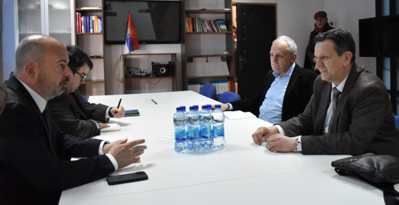 Avanturistička politika ugrozila Srpsku i ekonomiju