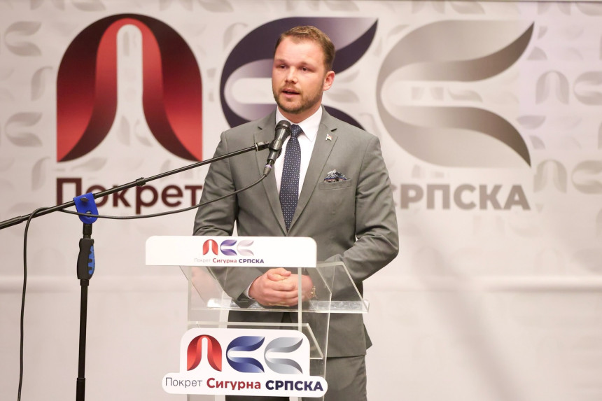 Sramota da se spomenik Trifunoviću podiže donacijama