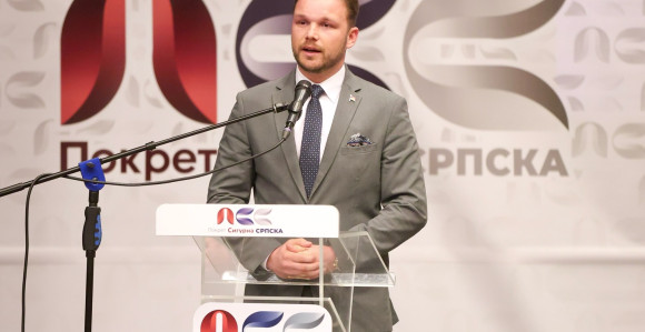 Sramota da se spomenik Trifunoviću podiže donacijama