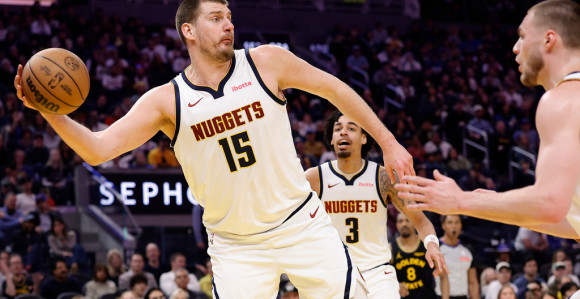 Трипл-дабл Јокића у поразу Денвера од Голден Стејта