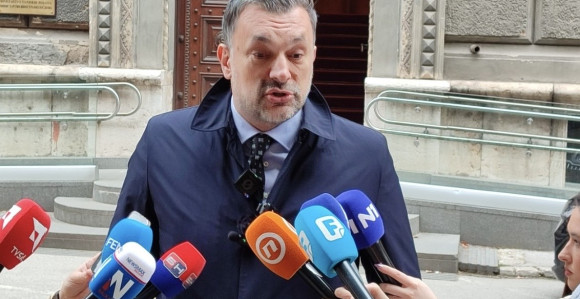 Конаковић најавио летове за евакуацију грађана БиХ