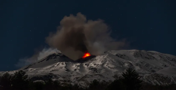 Snažan zemljotres pogodio Siciliju, epicentar na vulkanu