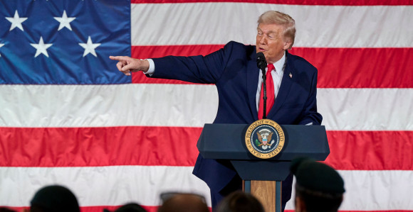 Трамп: Иран тражи договор, али је "мало закаснио"