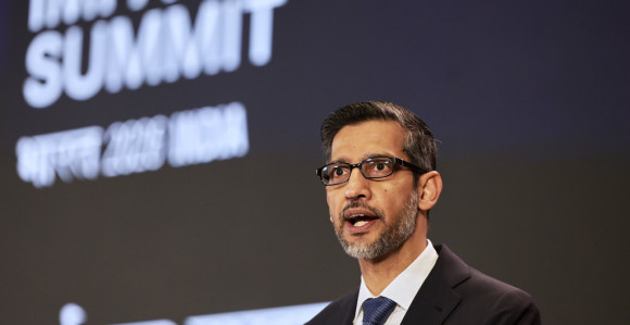 Sitnica: Direktor Googla dobija 692 miliona $ za tri godine