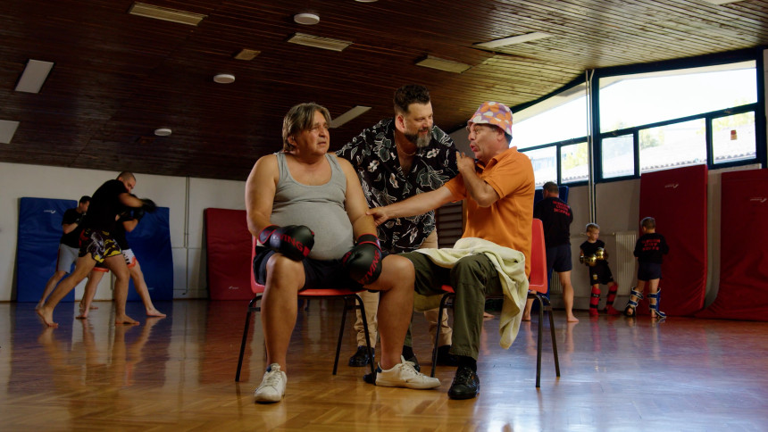 Нова авантура у Добро јутро комшија, премијерно вечерас