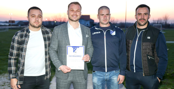 Stanivuković u posjeti FK Majevica u Zabrđu kod Ugljevika