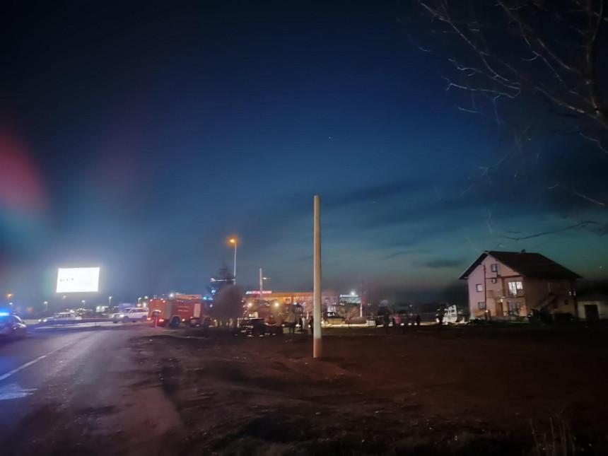 Požar lokalizovan brzom intervencijom vatrogasaca