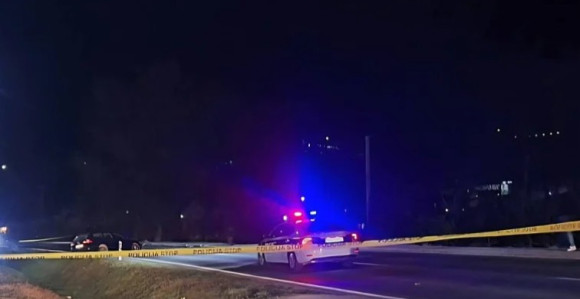 Povrijeđeno devet osoba u sudaru tri automobila