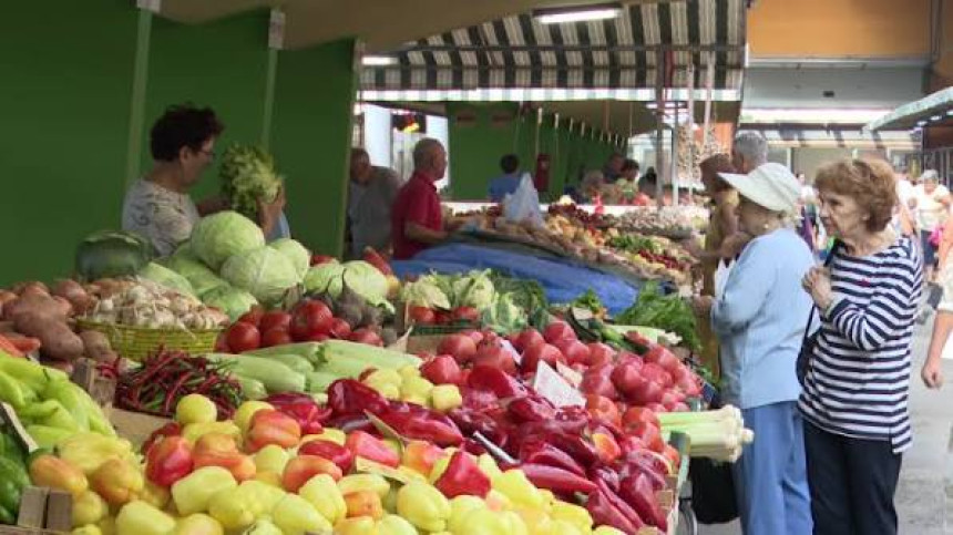 Paprene cijene: Paprika do 10 KM, grožđe i do 14