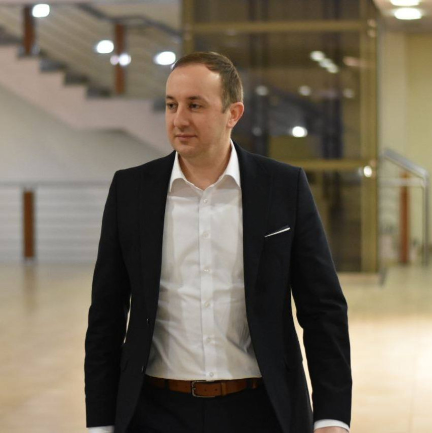 Zašto Savo Minić ćuti na prijeteću izjavu Čovića?