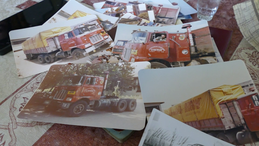 Vozač kamiona pečatima popunio 35 pasoša