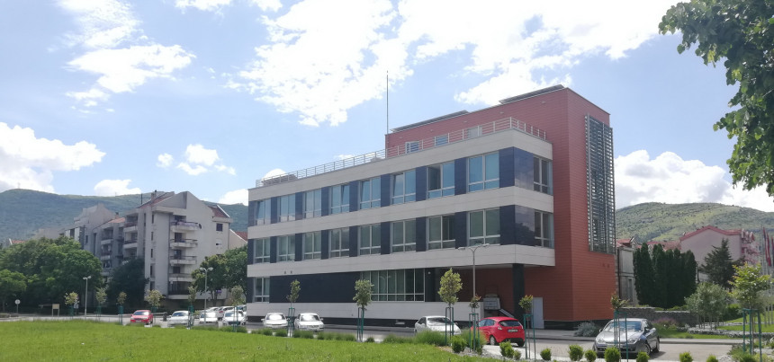 Regulatorna komisija za energetiku kupila luksuznu škodu