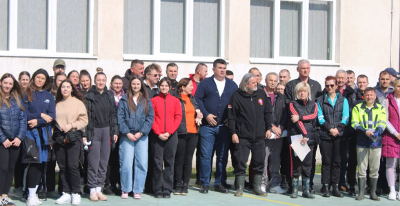 Akcija za primjer: 150 ljudi čistilo prirodu u Priboju