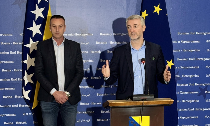 Vlasti nesposobne, ne mogu riješiti ni unutrašnja pitanja