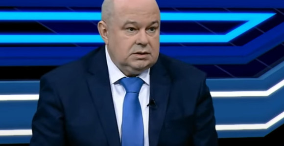 Čas iz ustavnog prava za Dževada Mahmutovića 