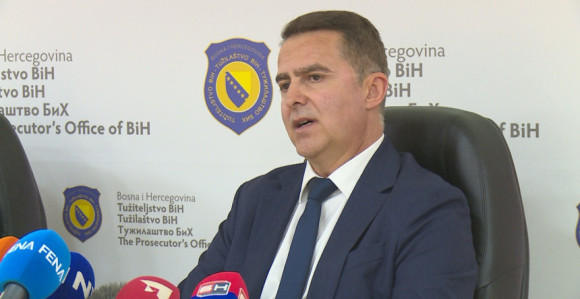 Optužnice za visoku korupciju kupe prašinu u ladicama