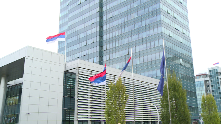 Božović: Pogubno zaduženje od 500 miliona evra po zelenaškim kamatama