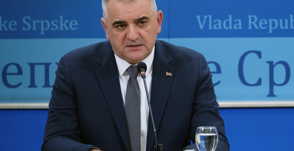 Srpska finansijski jaka, a građanima 10 feninga po litru