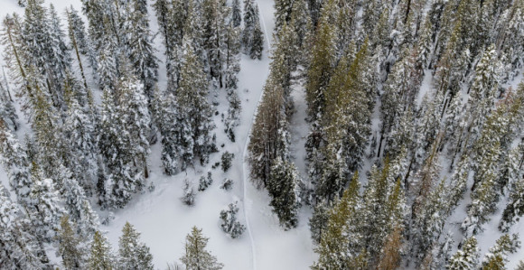 Ogromna snježna lavina u Tirolu, poslati helikopteri