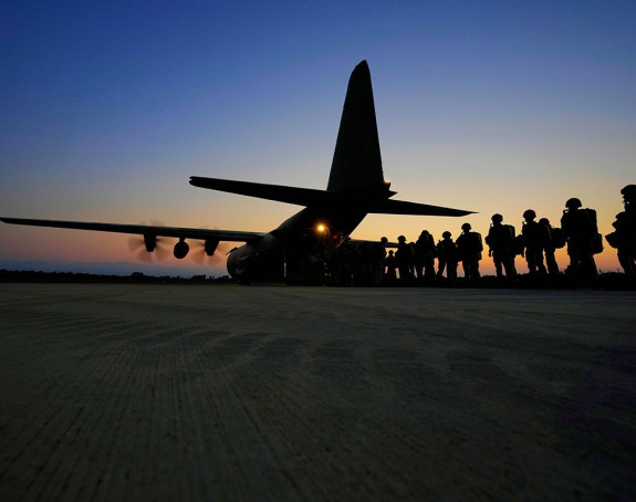 Хиљаде америчких падобранаца стиже на Блиски исток