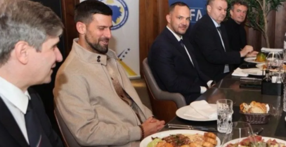 Otkriveno kada je Novak Đoković počeo da jede meso