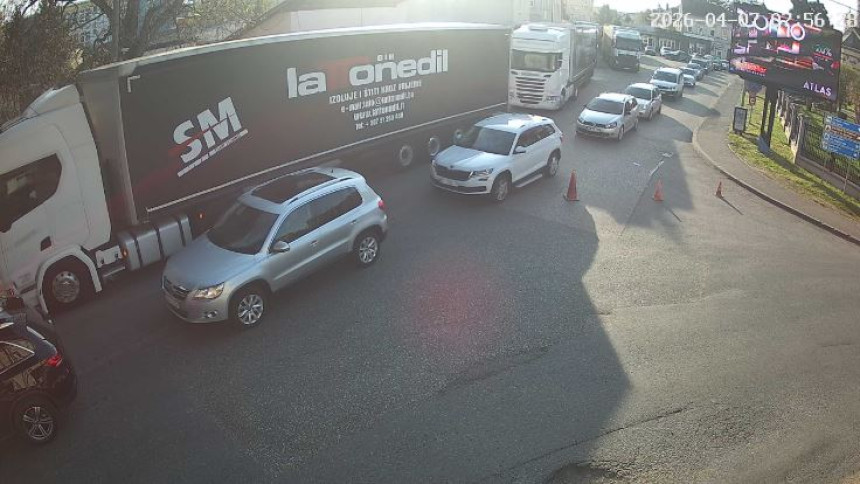 Gužve na granici: Duge kolone vozila na izlazu iz BiH