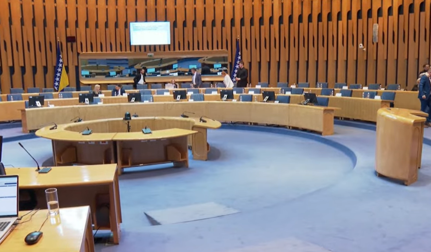 Ponovo SNSD i HDZ bojkotovali sjednicu o akcizama