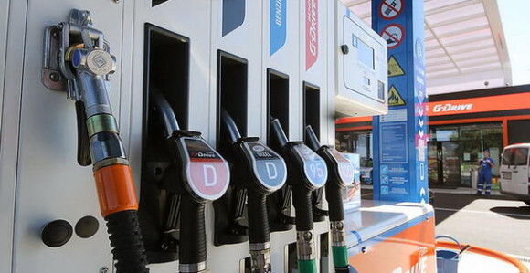 Vlada Srbije dodatno smanjila akcize na naftne derivate