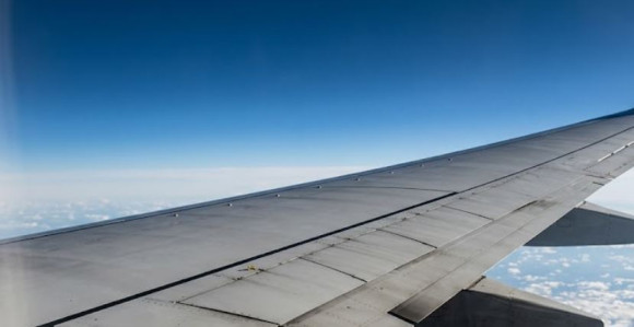 Francuska: Srušio se vojni avion, povrijeđeni piloti