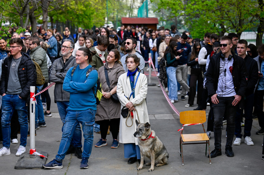 Mađarska: Izlaznost na izborima do 15h preko 66 odsto!
