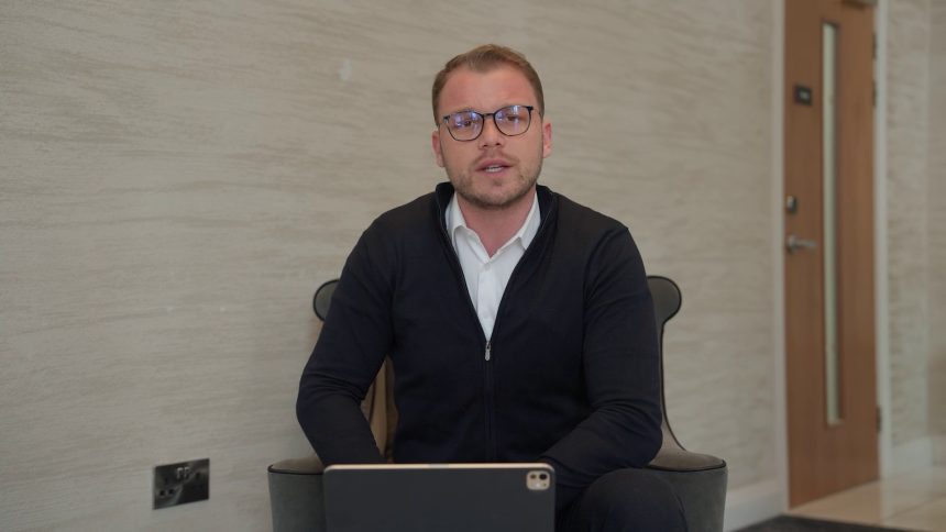 Stanivuković poručio Miniću: Želim TV duel prema svjetskim standardima, a ne onaj koji vi sa režimom režirate (VIDEO)