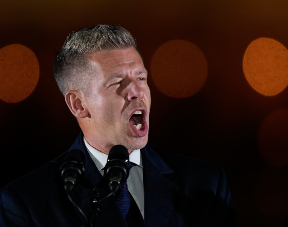 Snimak proslavio Mađara: Tajno snimao svoju ženu