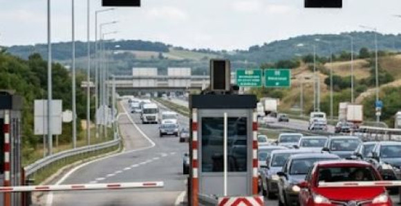 Filmska prevara: Lažna putarina pljačkala narod