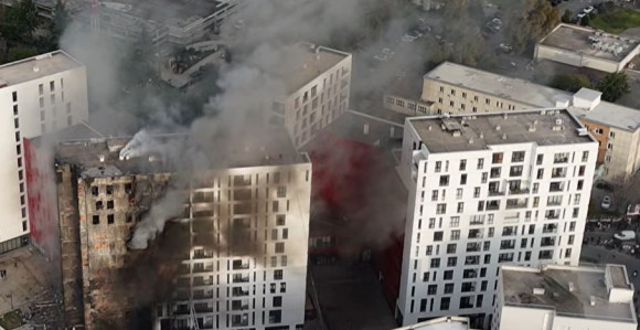 Хаос у Тирани: Солитер изгорио, 11 особа повријеђено