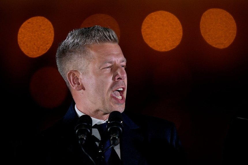 Сукоб са водитељем и најава медијских реформи