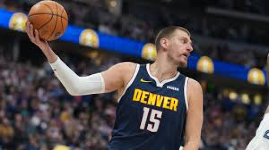 Nikola Jokić najbolji skakač i asistent NBA lige