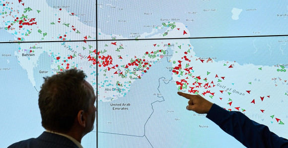 Иран поново уводи строгу контролу над Ормуским мореузом