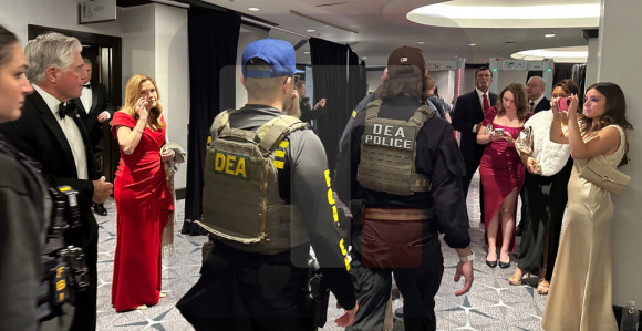 Muškarac koji je pucao imao više komada oružja