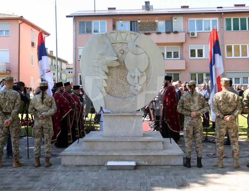 Služen pomen i položeni vijenci ubijenim Srbima u akciji Bljesak