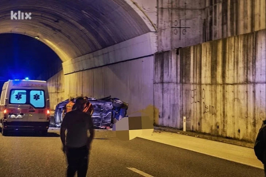 Stravična nesreća na autoputu kod Prnjavora
