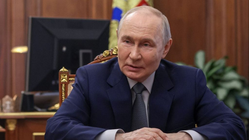 Путиново тродневно примирје ступило на снагу