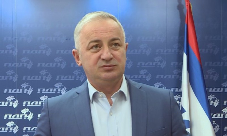 Borenović traži hitan sastanak organa PDP i PSS