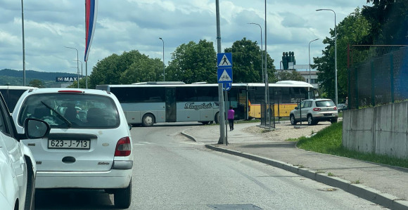 Banjaluka: Sudar autobusa, ogromne gužve (FOTO/VIDEO)