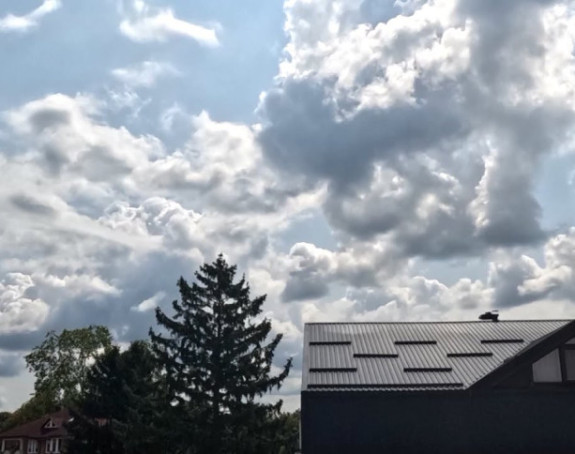 Promjenljivo jutro sa kišom, tokom dana razvedravanje