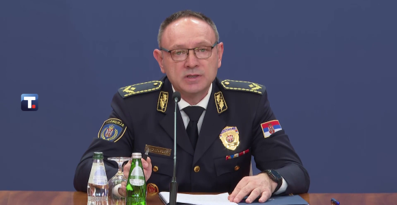 Privedeno 10 lica, od toga 4 policajaca, zaštićenih nema