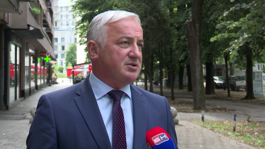 Novac je pobijedio znanje - Obrazovanje ne smije biti pijaca