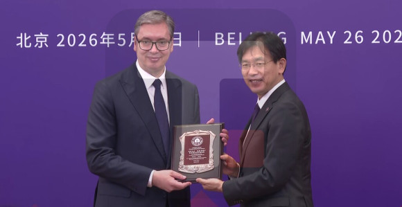 Vučić držao predavanje na Univerzitetu "Ćinghua" u Pekingu